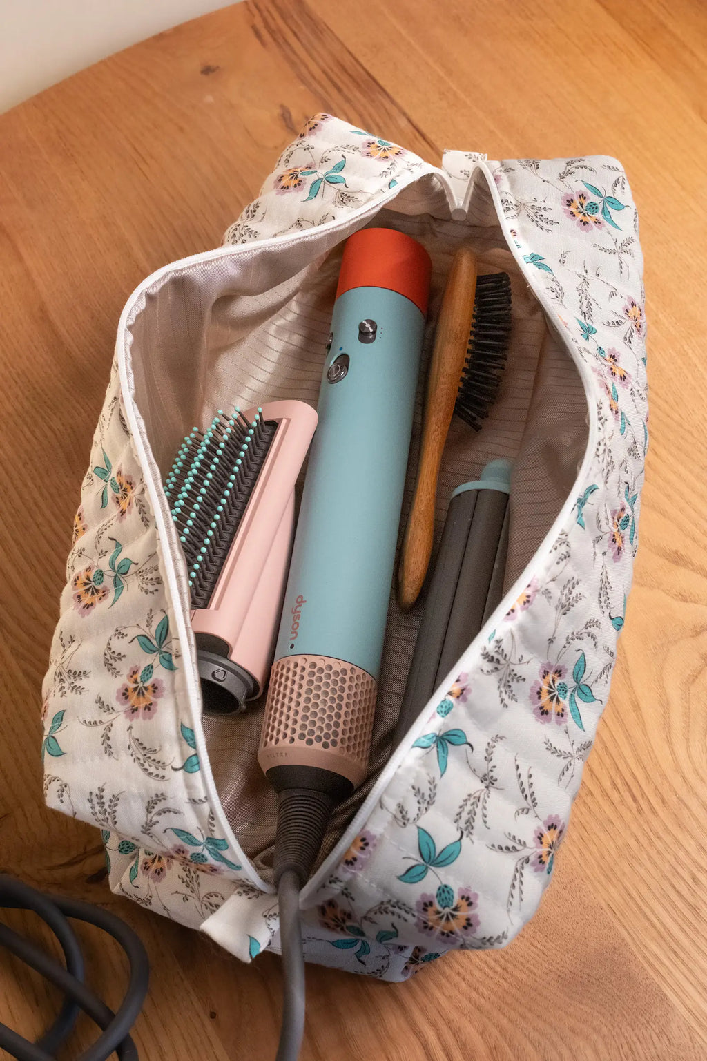 Hair Tool Bag PDF Sewing Pattern — Quilted Travel Case (Fits Dyson Airwrap) + Video