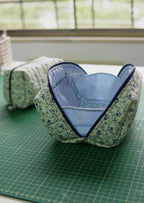 Open-Up Pouch PDF Sewing Pattern — Quilted Makeup Bag in 3 Sizes