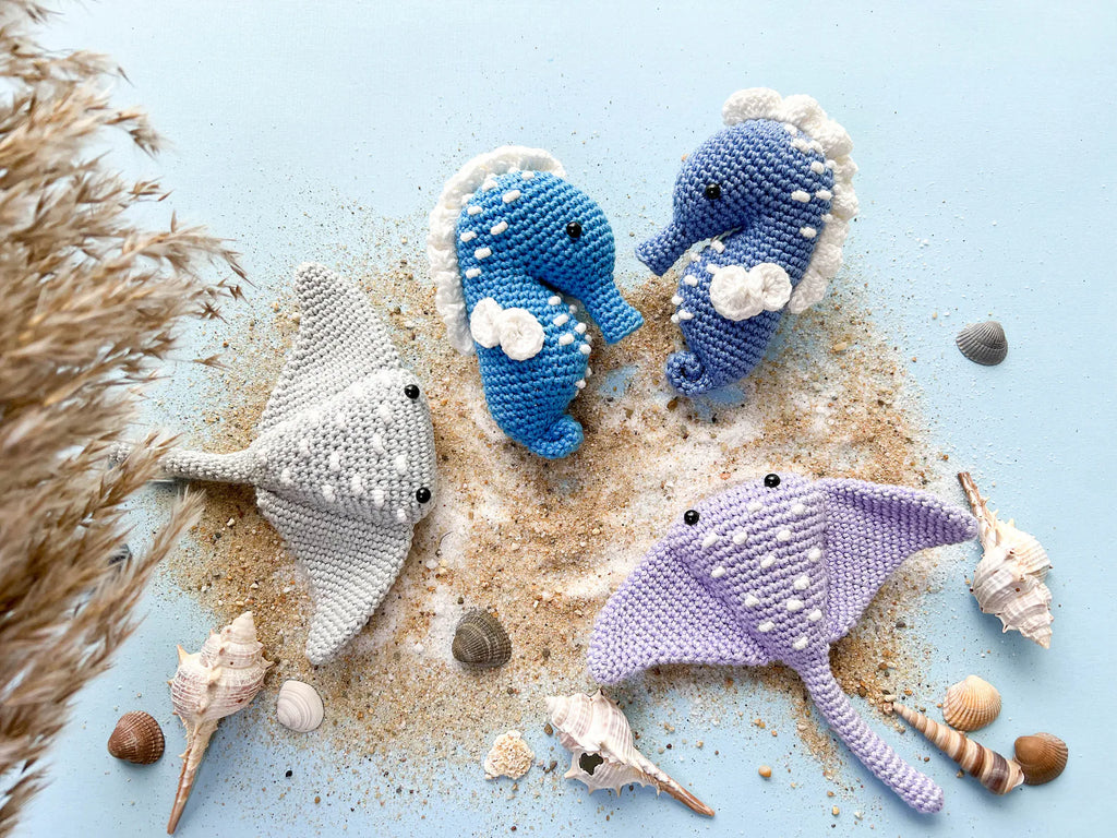 Crochet Sea Animals Pattern Bundle — Seahorse, Jellyfish, Beluga & More (PDF, English & French)