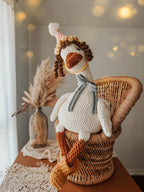 Silly Gansito Couch Goose Crochet Pattern — Low-Sew Amigurumi (PDF)