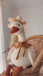 Silly Gansito Couch Goose Crochet Pattern — Low-Sew Amigurumi (PDF)