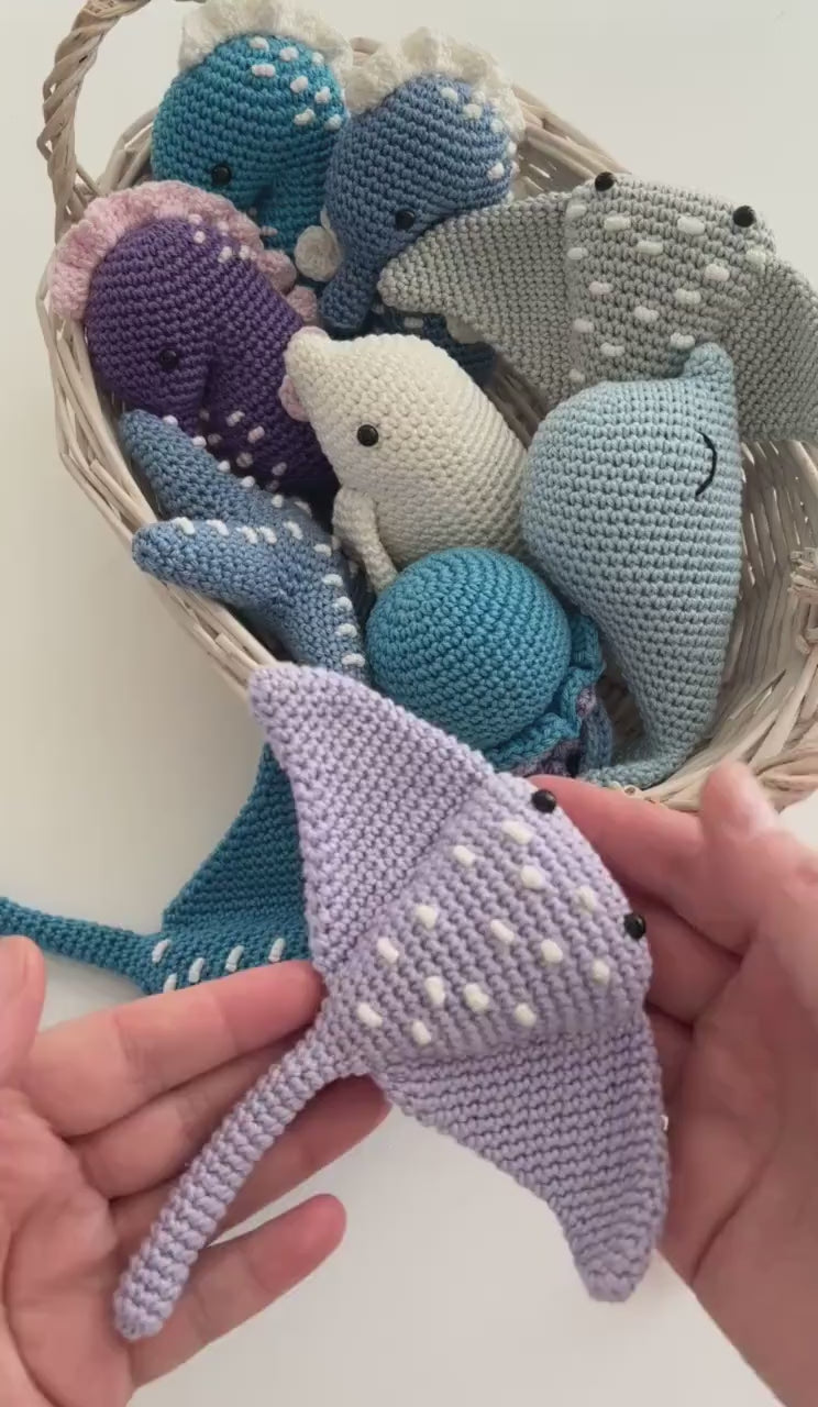 Crochet Sea Animals Pattern Bundle — Seahorse, Jellyfish, Beluga & More (PDF, English & French)
